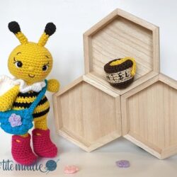 Patron au crochet - Beely l'abeille et ses accessoires